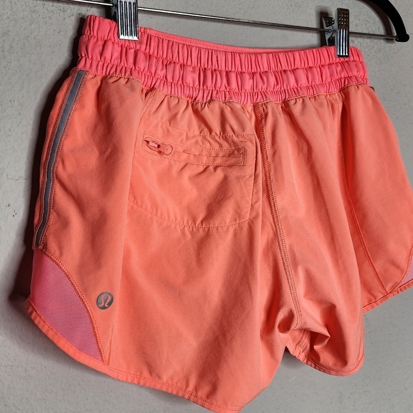 Lululemon Hotty Hot Short (Long), Grapefruit - Picture 5 of 13